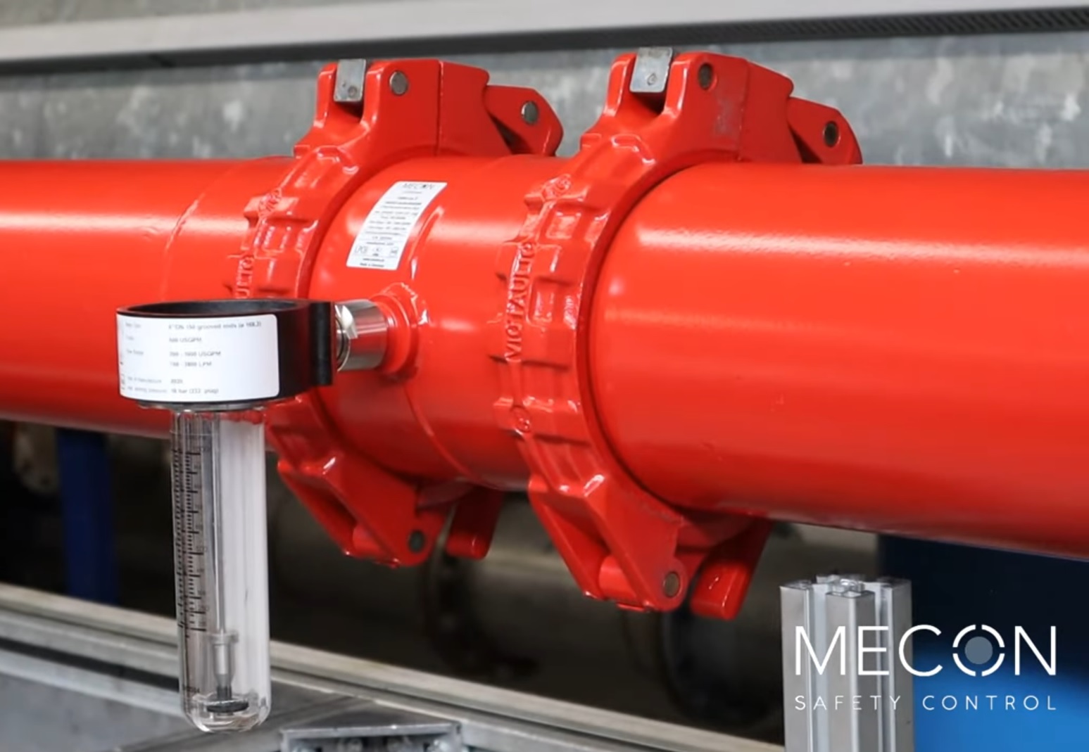 Stabilimento industriale assicurato FM Global con linea di prova pompa antincendio dotata di flussometro Turbo-Lux 3 FM Approved
